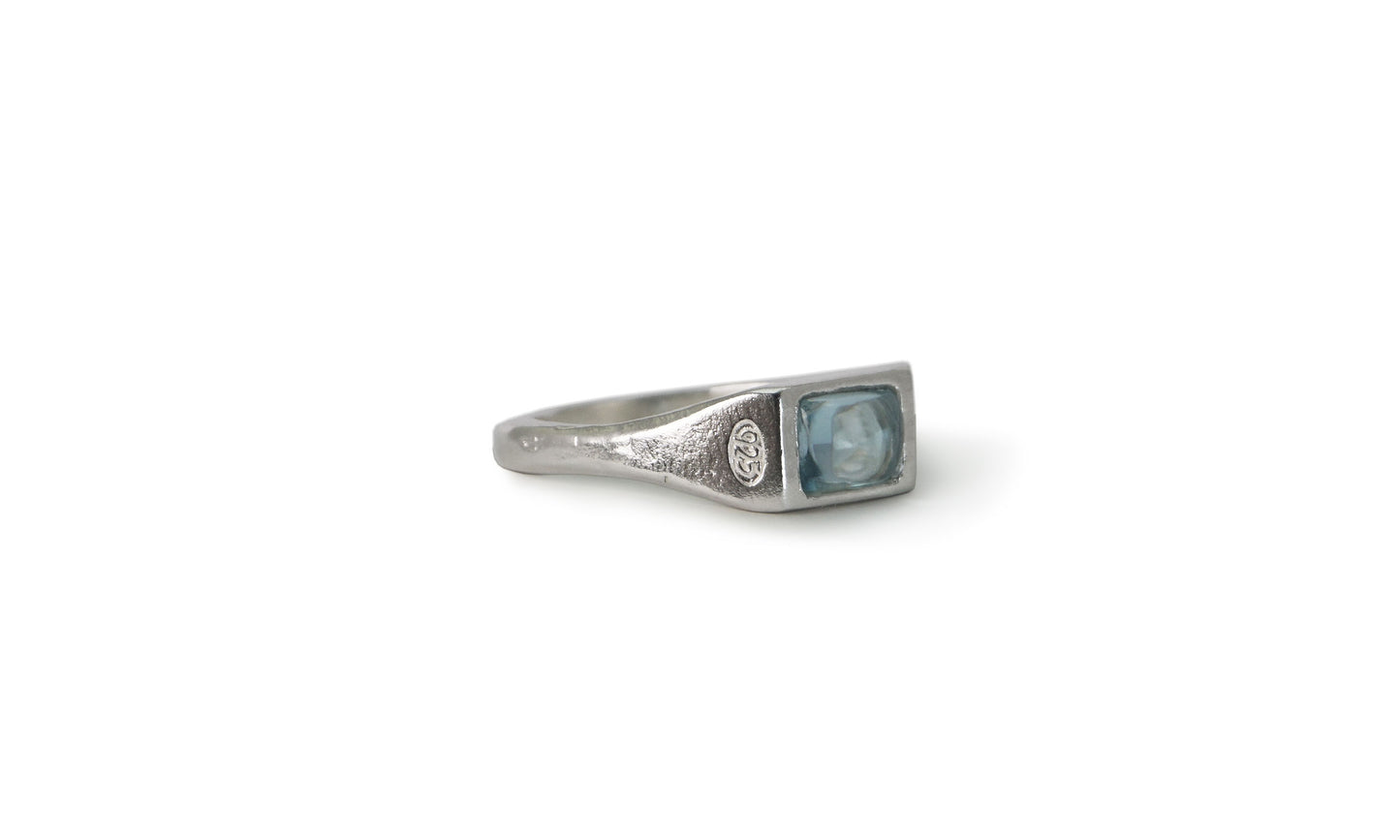 LIL-1 | BUTTON CAB GEMSTONE RING