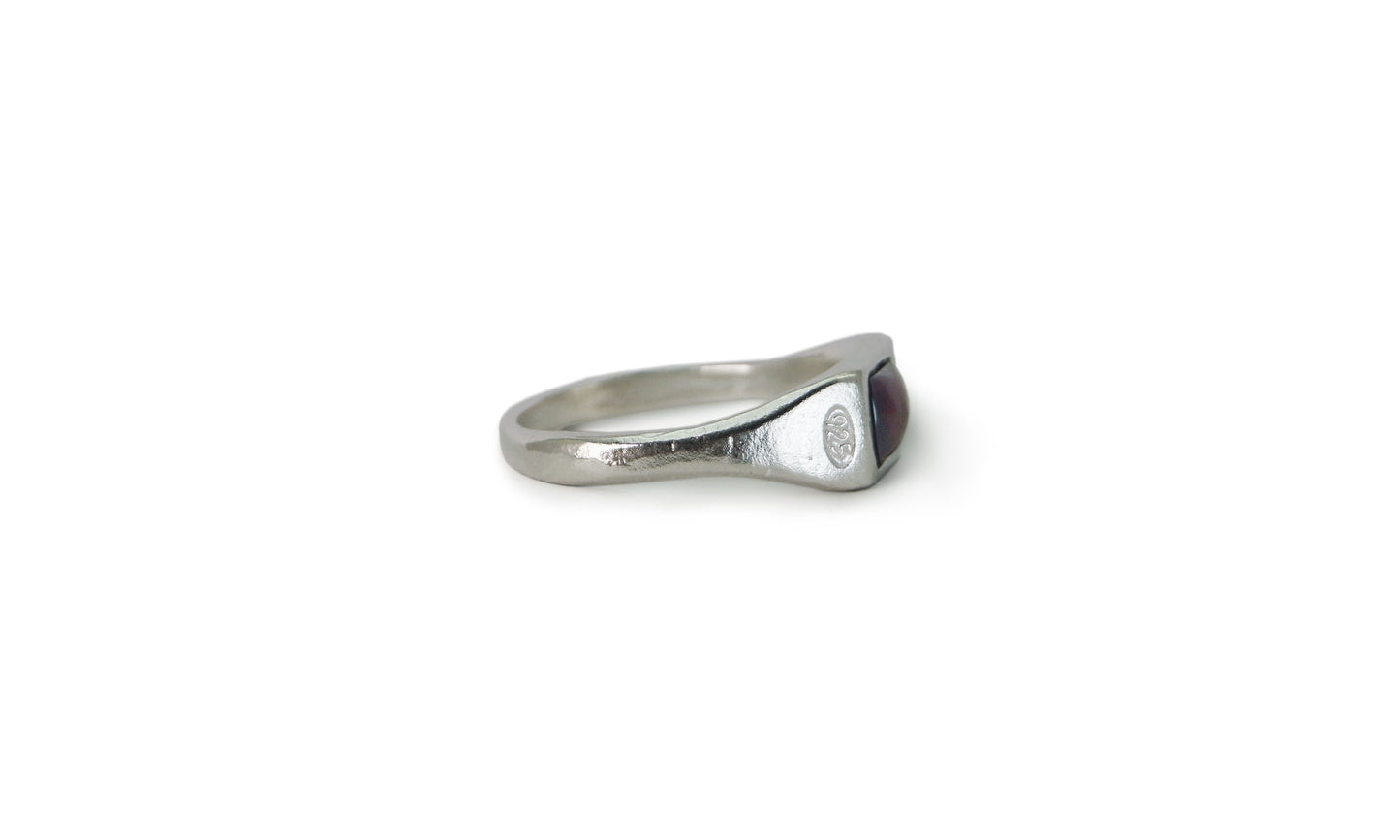 LIL-1 | BUTTON CAB GEMSTONE RING