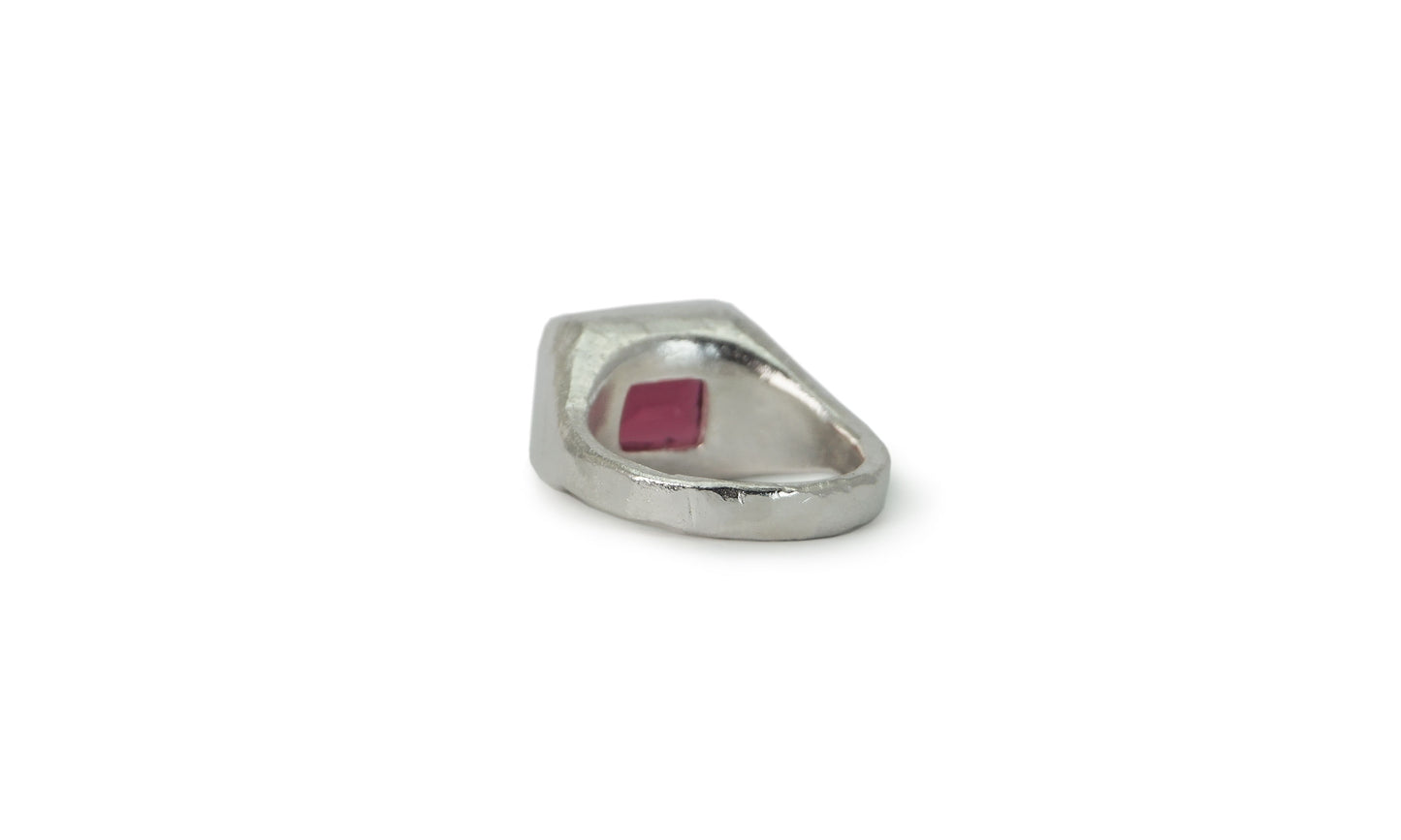 RAJA | FACETED GEMSTONE RING