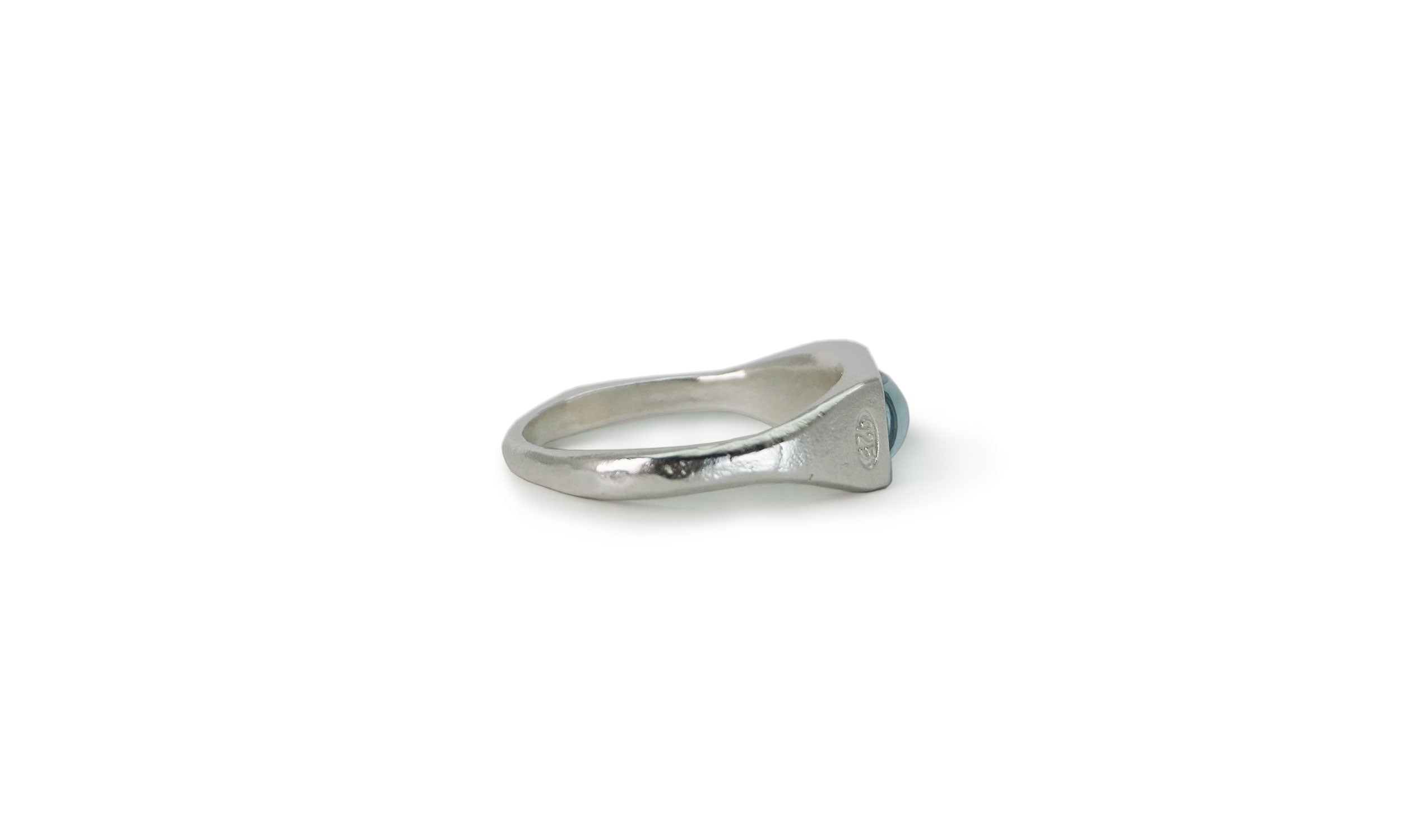 LIL-1 | BUTTON CAB GEMSTONE RING