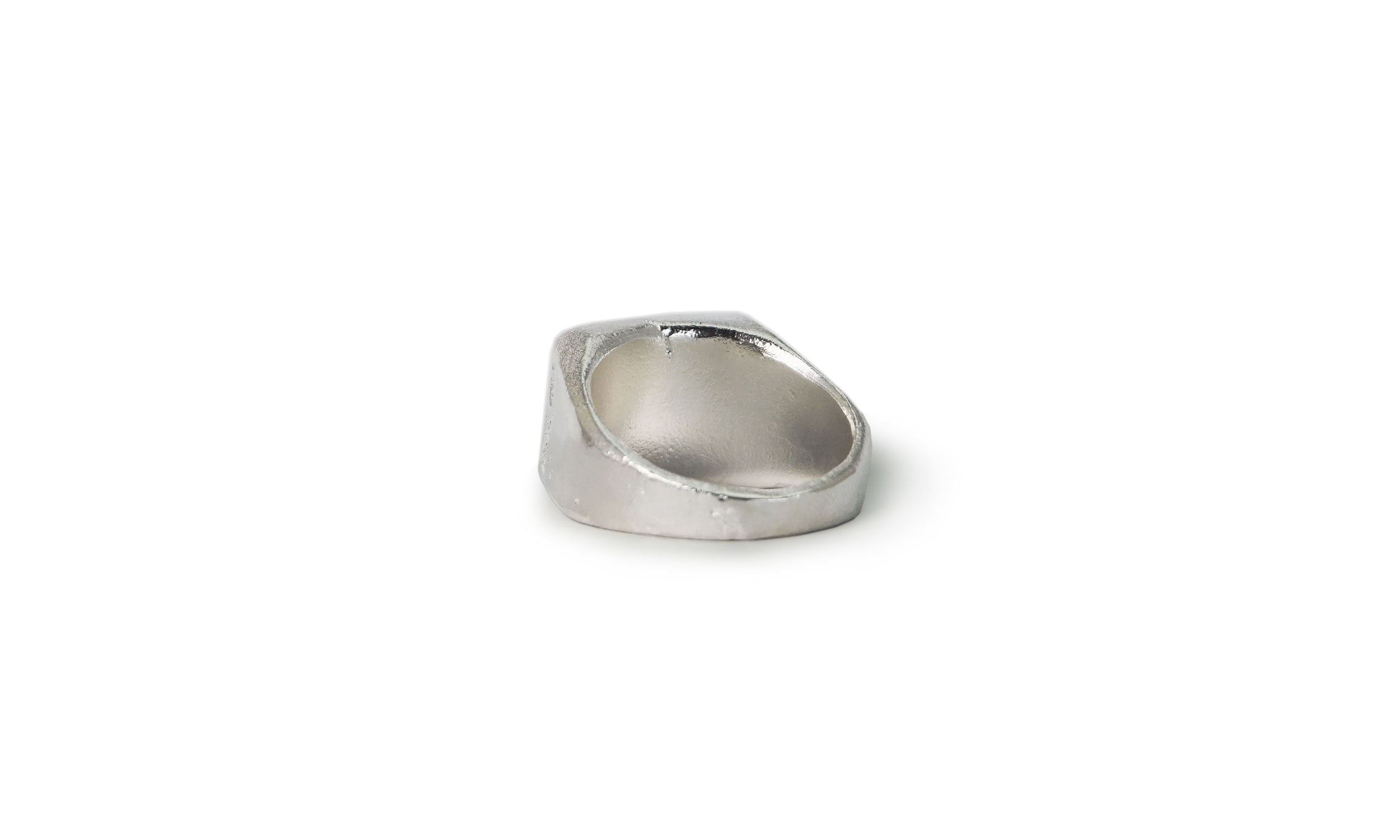 SCHLICE | CUTOUT SILVER SIGNET RING