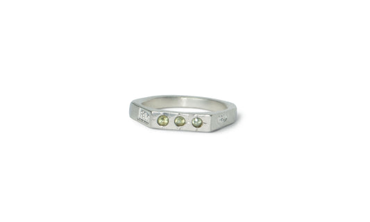 SENDIRI | TRIO GEMSTONE RING